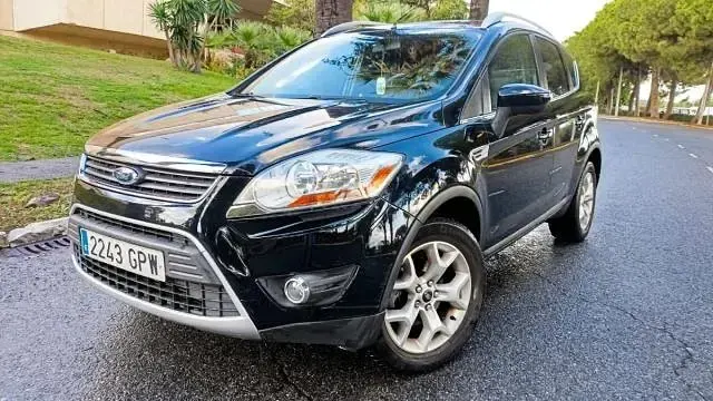 Usado Ford Kuga Trend 136 CV (100 kW) 2009 Negro SUV
