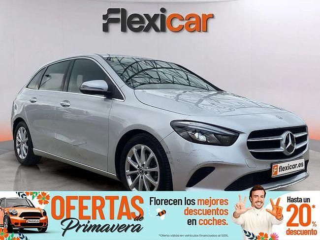 Usado Mercedes B180 136 CV (100 kW) 2020 Gris Monovolumen