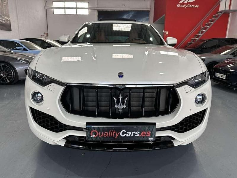 Usado Maserati Levante 430 CV (316 kW) 2017 Blanco SUV