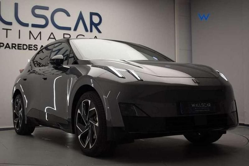 Usado Lynk & Co 02 200 kW (272 CV) 2025 Gris SUV