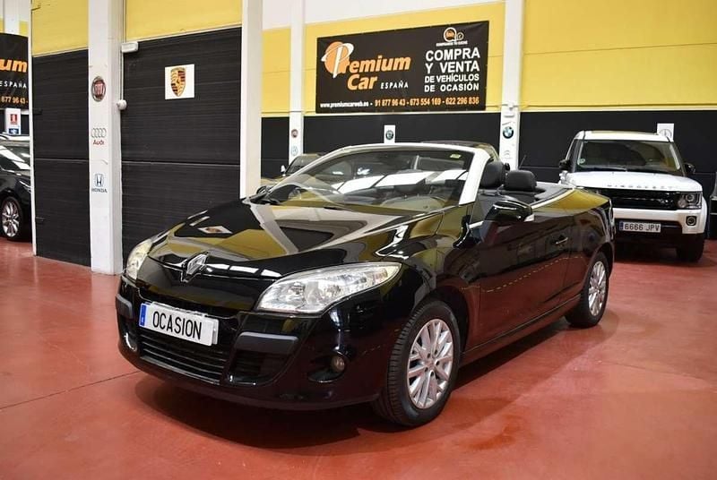 Usado Renault Mégane Cabriolet Dynamique 110 CV (80 kW) 2013 Negro Descapotable
