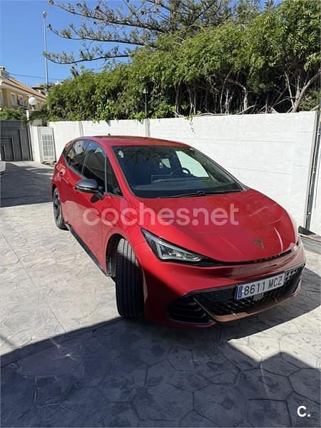 Begagnad Cupra Born e-Boost 169 kW (231 HK) 2022 Eléctrico Halvkombi