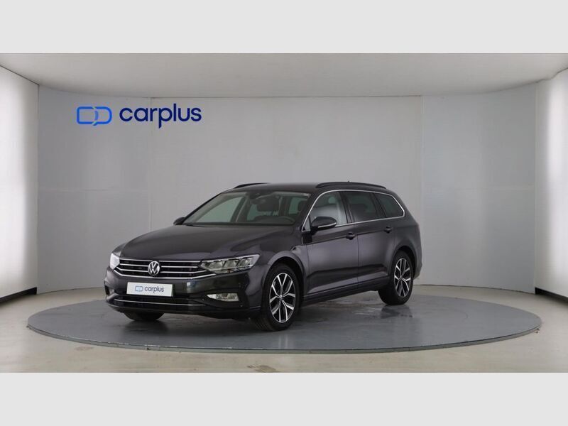 Gris manganeso (metalizado) Usado 2020 VW Passat Executive Familiar | 21.790 € (Caro) - Imagen 1/4