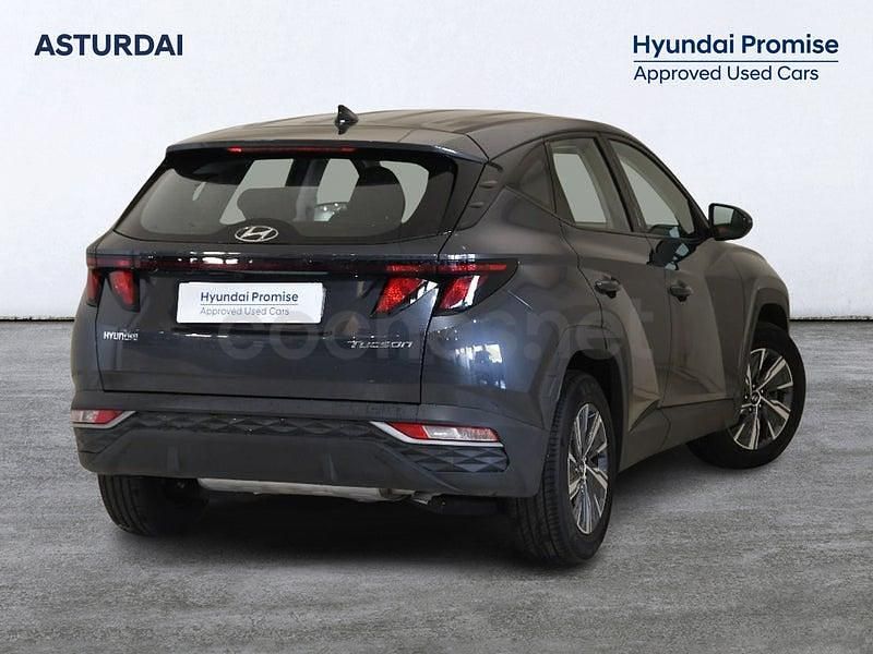 Usado Hyundai Tucson 150 CV (110 kW) 2023 Gris / plata SUV