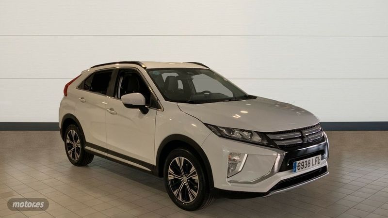 Blanco Usado 2020 Mitsubishi Eclipse Cross Spirit SUV | 19.000 € (Un poco caro) - Imagen 1/4