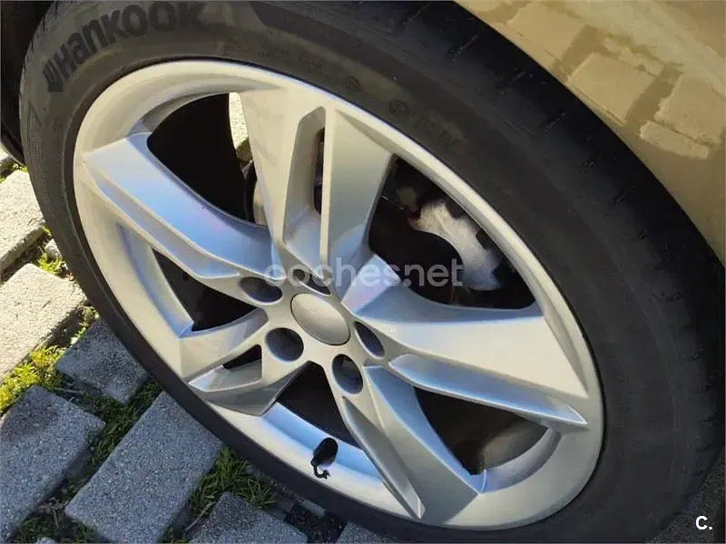 Usado Seat Leon ST Style 110 CV (80 kW) 2016 Gris / plata Familiar