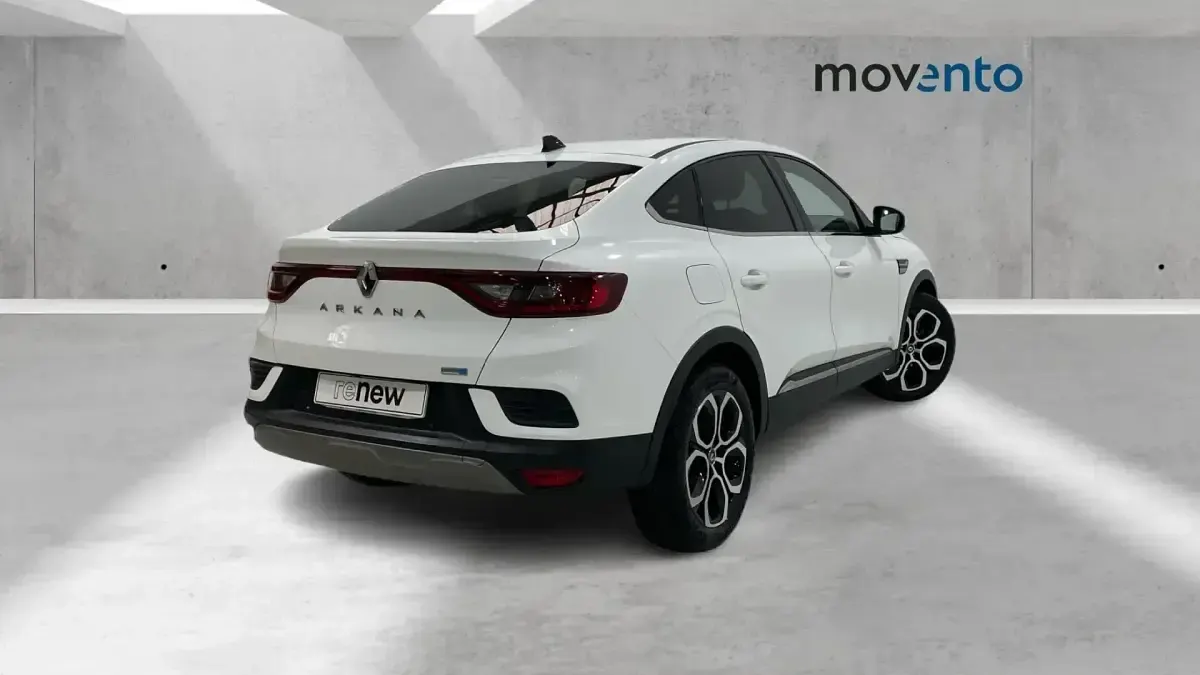 Usado Renault Arkana Zen 145 CV (106 kW) 2022 Blanco SUV