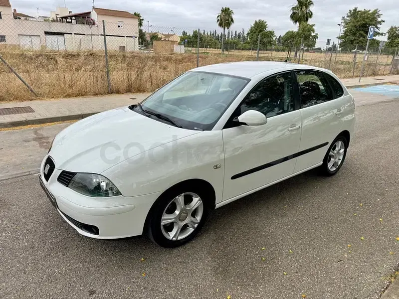 Usado Seat Ibiza Sport 100 CV (73 kW) 2006 Blanco Utilitario