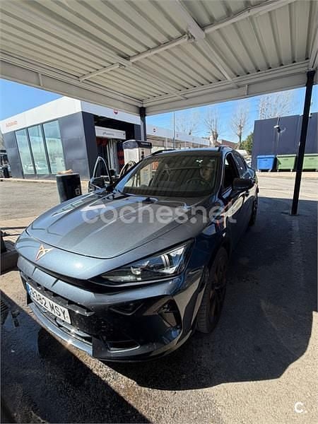 Usado Cupra Formentor 150 CV (110 kW) 2024 Gris / plata SUV