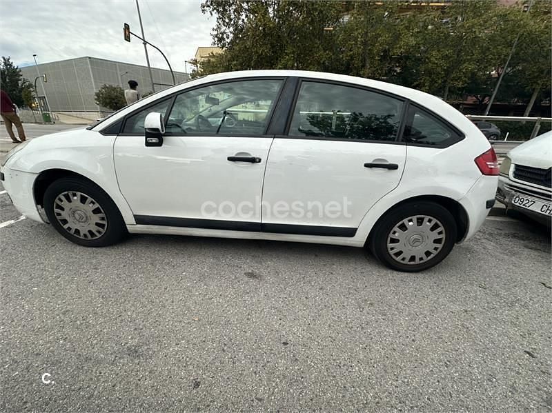 Blanco Usado 2005 Citroën C4 Berlina | 2150 € (Buen precio) - Imagen 1/4