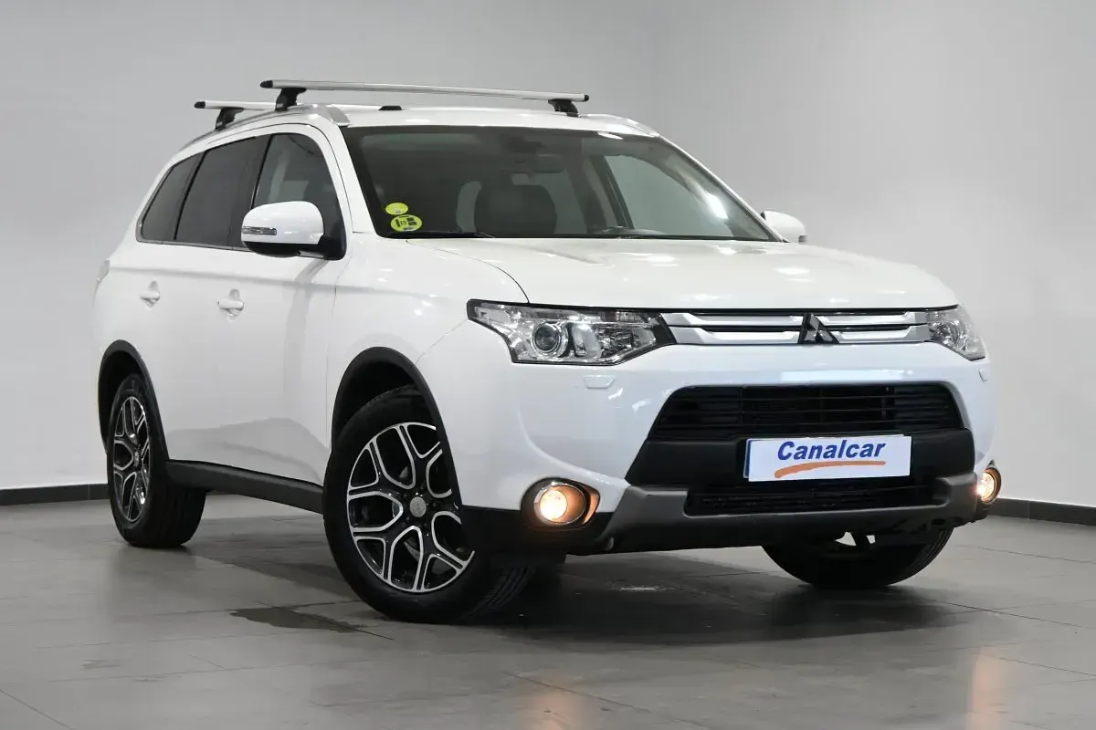 Usado Mitsubishi Outlander 150 CV (110 kW) 2014 Blanco SUV
