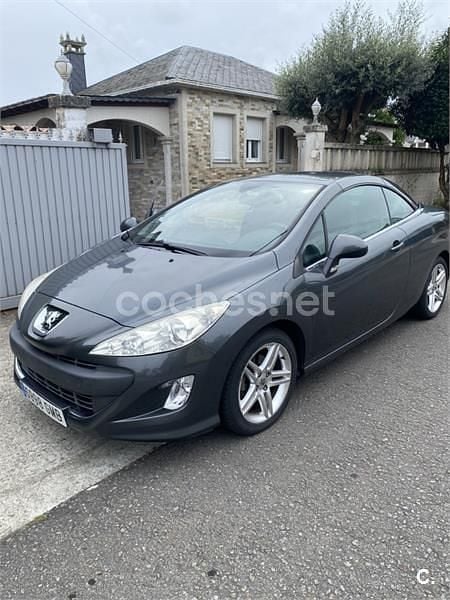 Usado Peugeot 308 CC 140 CV (102 kW) 2009 Gris / plata Descapotable