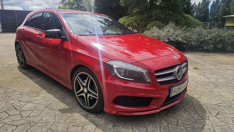 Rojo Usado 2013 Mercedes A200 AMG Utilitario | 14.700 € (Precio justo) - Imagen 1/4