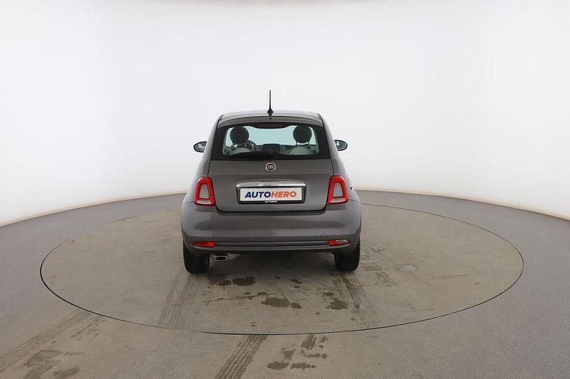 Usado Fiat 500 Lounge 70 CV (51 kW) 2020 Gris Utilitario