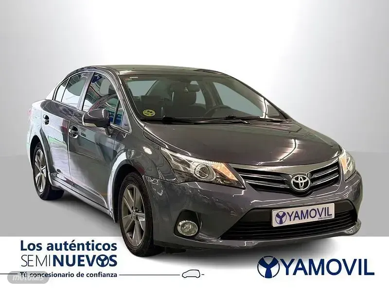 Usado Toyota Avensis Executive 150 CV (110 kW) 2014 Azul Berlina