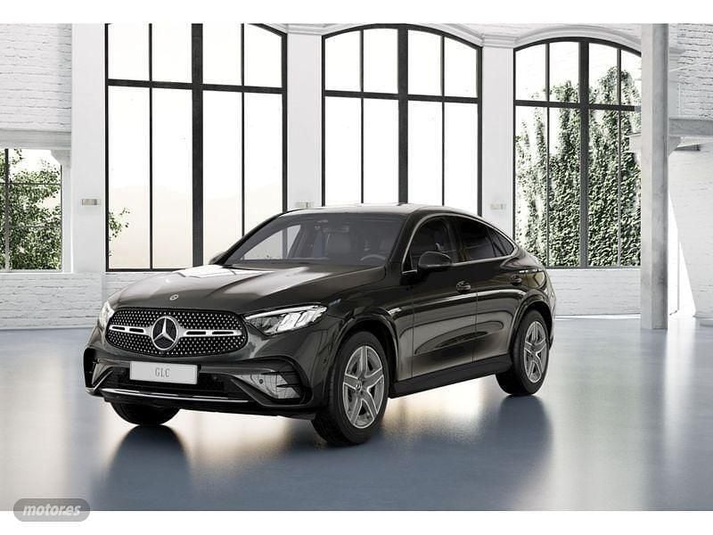 Verde Usado 2024 Mercedes GLC220 SUV | 63.900 € (Un poco caro) - Imagen 1/4