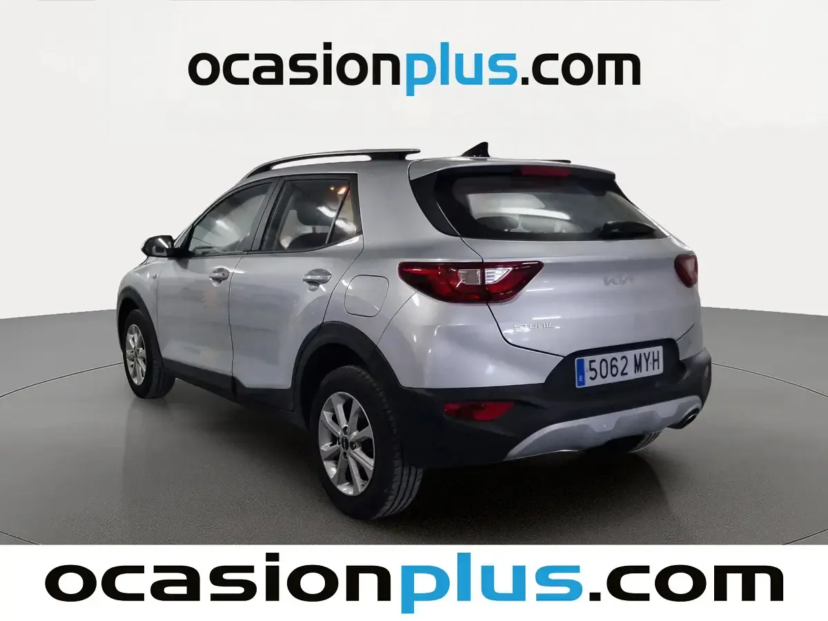 Usado Kia Stonic 79 CV (58 kW) 2025 Gris SUV