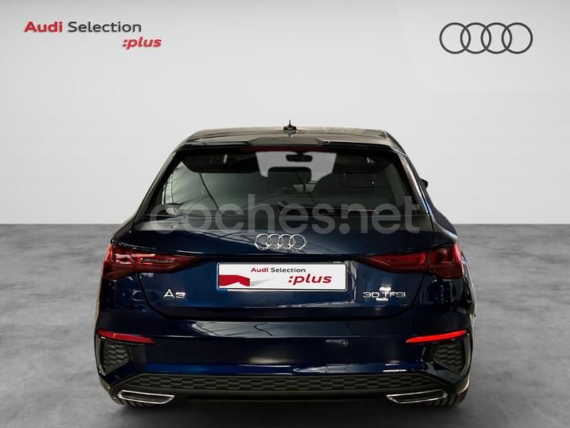 Usado Audi A3 S-Line 110 CV (80 kW) 2022 Azul Berlina