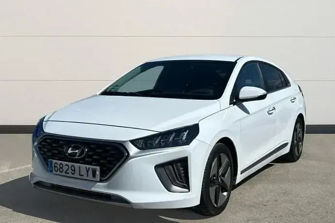 Usado Hyundai Ioniq 141 CV (103 kW) 2022 Blanco Utilitario