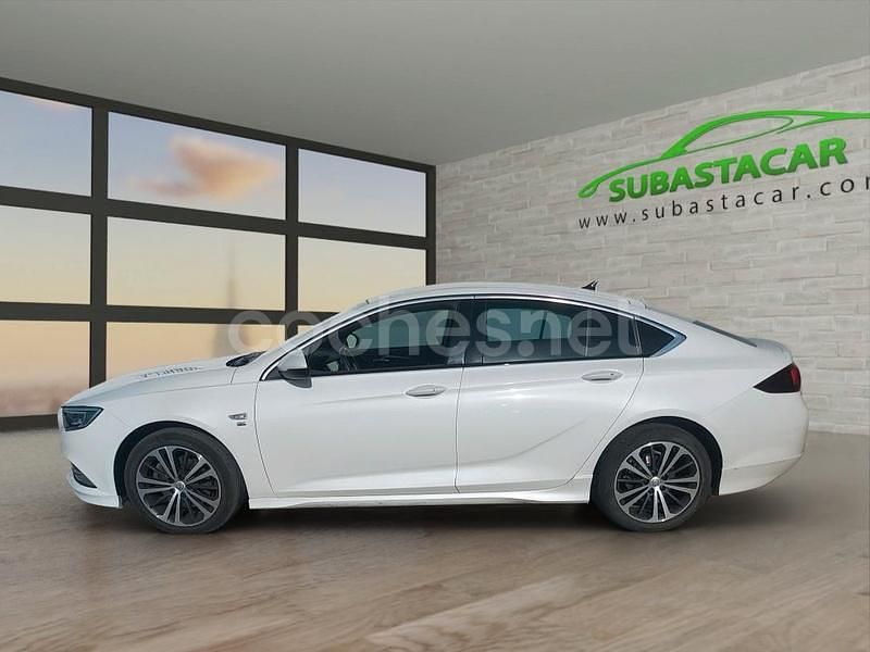 Blanco Usado 2020 Opel Insignia Ultimate Berlina | 16.800 € (Precio justo) - Imagen 1/4