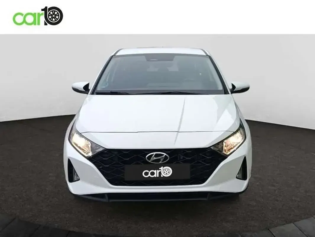 Usado Hyundai i20 101 CV (74 kW) 2021 Blanco Utilitario
