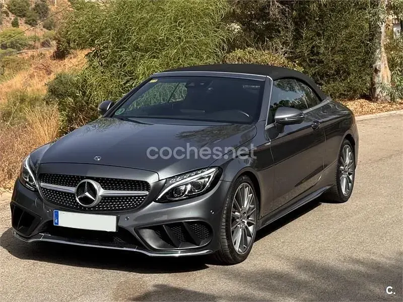 Usado Mercedes C220 170 CV (125 kW) 2018 Gris / plata Descapotable