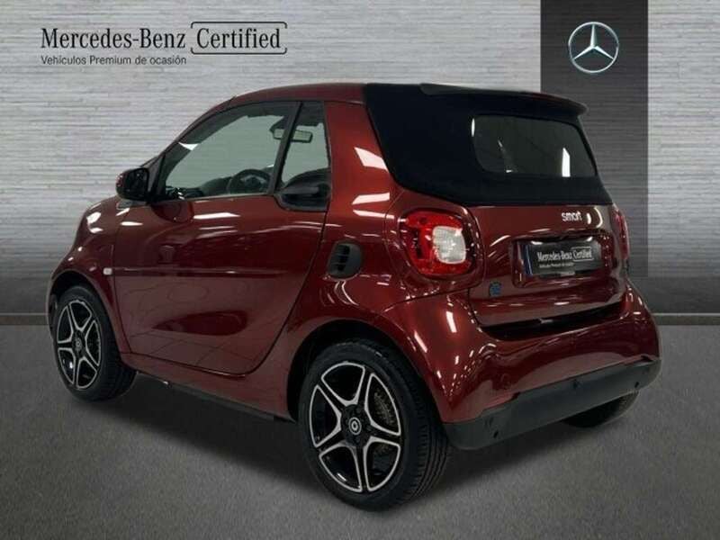 Usado Smart ForTwo Electric Drive Passion 60 kW (82 CV) 2020 Burdeos Descapotable