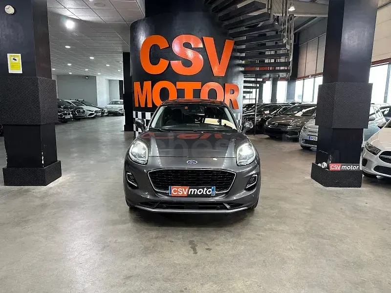 Usado Ford Puma Titanium 125 CV (91 kW) 2021 Gris / plata SUV