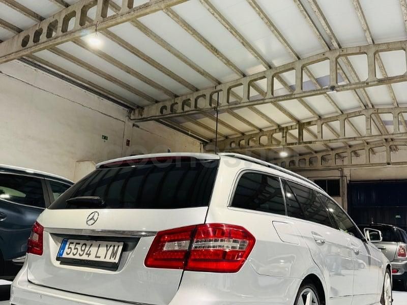 Usado Mercedes E350 Avantgarde 265 CV (194 kW) 2010 Gris / plata Familiar