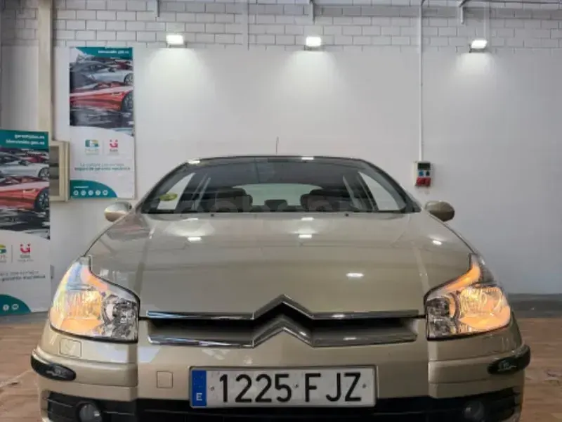Usado Citroën C5 110 CV (80 kW) 2007 Beige Berlina