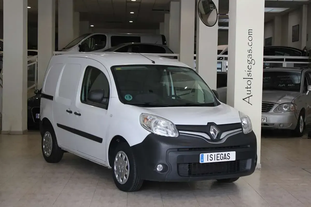Usado Renault Kangoo 90 CV (66 kW) 2019 Blanco Monovolumen