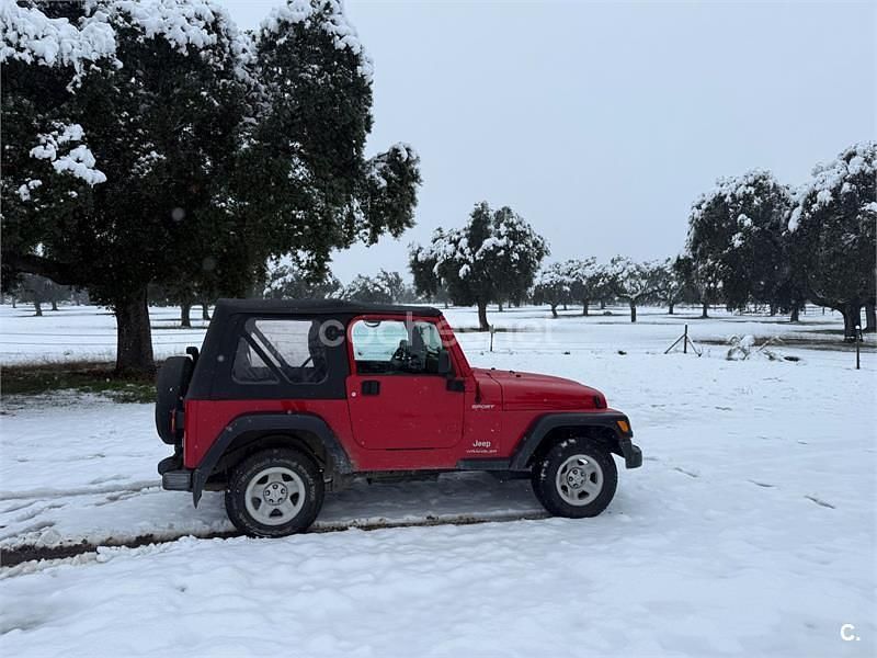 Usado Jeep Wrangler 147 CV (108 kW) 2004 Granate SUV