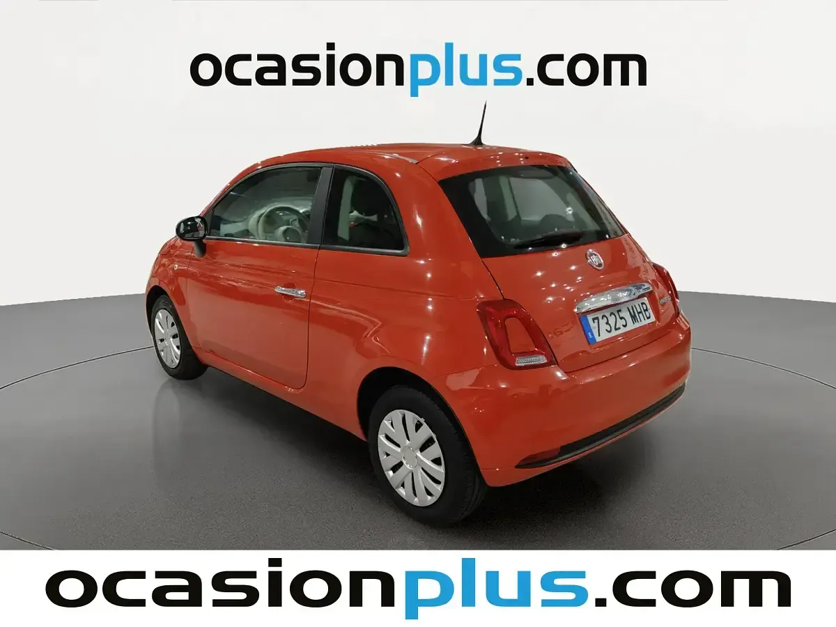 Usado Fiat 500 70 CV (51 kW) 2023 Naranja Utilitario