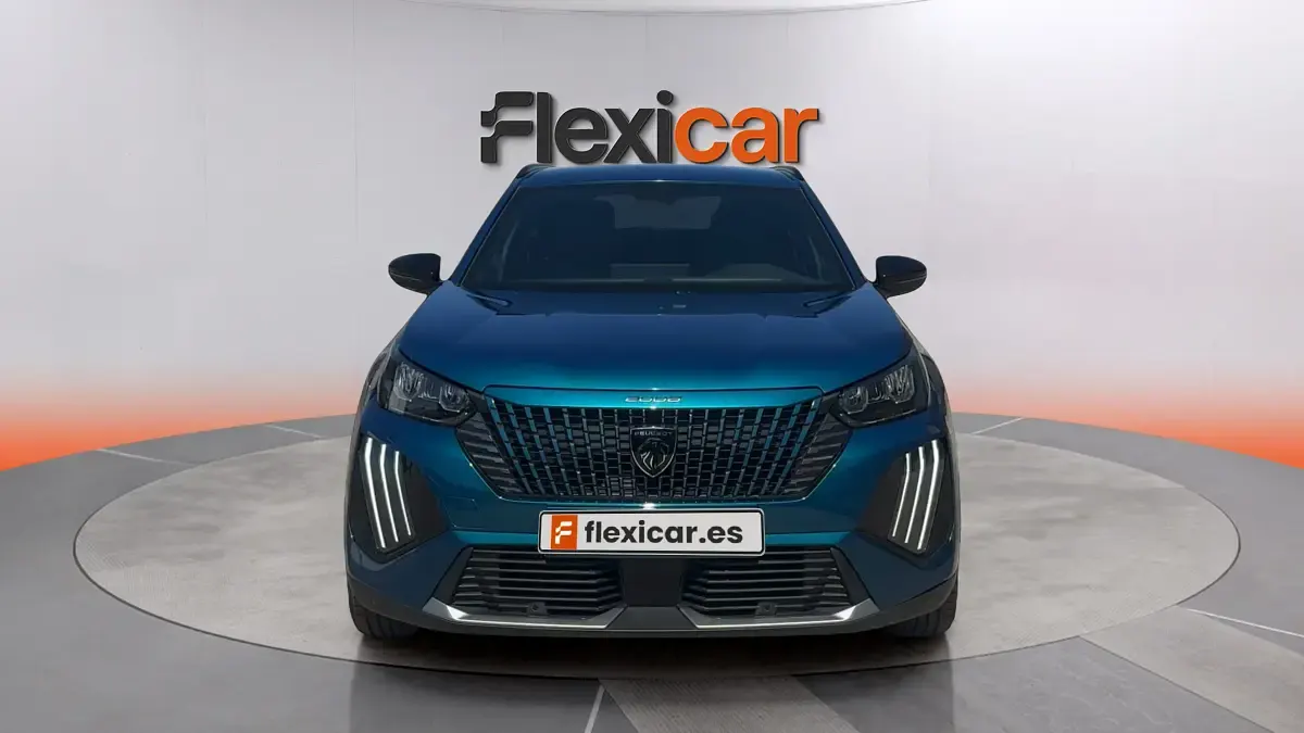 Usado Peugeot 2008 Allure 101 CV (74 kW) 2025 Azul SUV