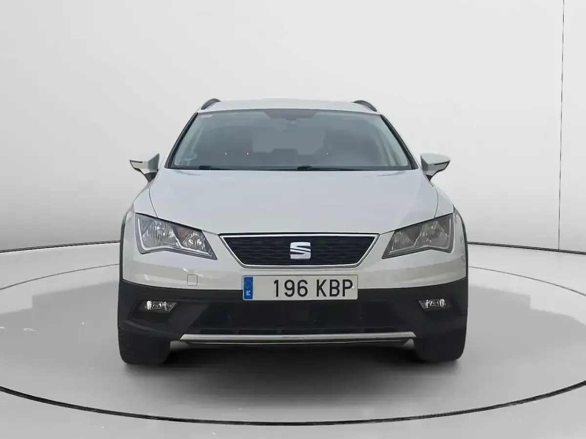 Käytetty Seat Leon 4Drive 184 HP (135 kW) 2017 Valkoinen Farmari