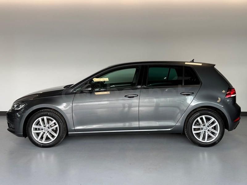 Usado VW Golf VII Advance 150 CV (110 kW) 2019 Gris / plata Berlina