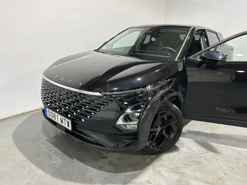 Usado Omoda 5 185 CV (136 kW) 2024 Negro SUV