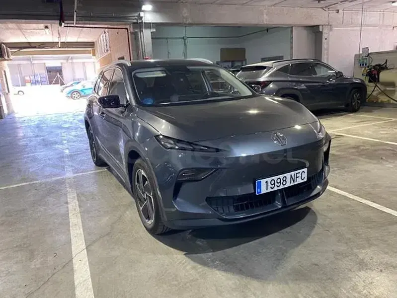Usado MG MGS5 EV Luxury 169 kW (231 CV) 2025 Gris SUV
