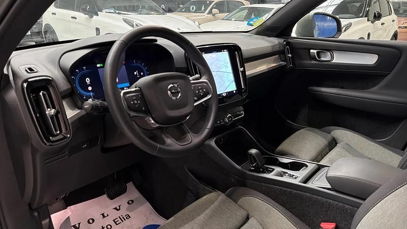 Usado Volvo XC40 Core 163 CV (119 kW) 2025 SUV