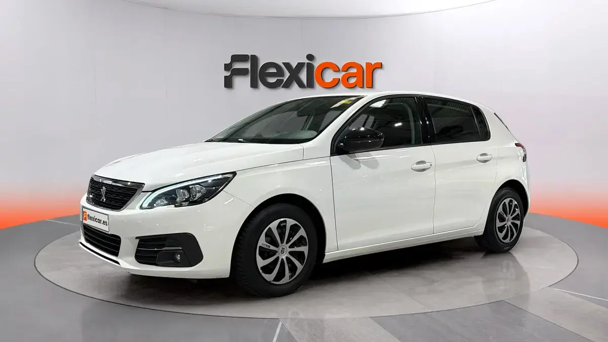 Usado Peugeot 308 Business-Line 100 CV (73 kW) 2018 Blanco Berlina