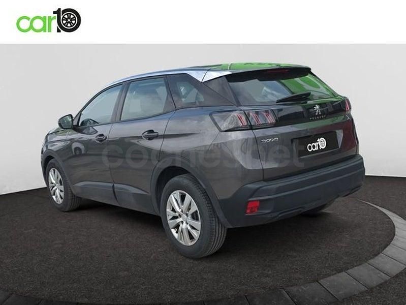 Usado Peugeot 3008 Active 130 CV (95 kW) 2023 Gris / plata SUV