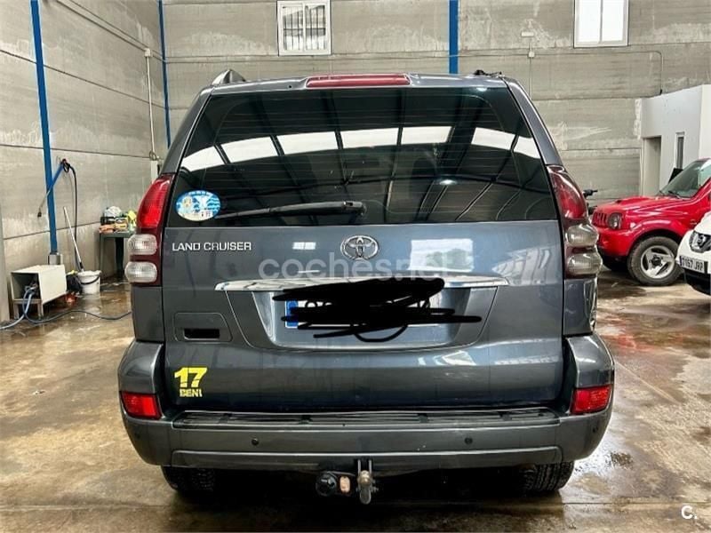 Gris / plata Usado 2005 Toyota Land Cruiser SUV | 20.300 € (Un poco caro) - Imagen 1/4