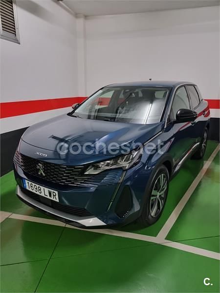 Usado Peugeot 3008 Allure 130 CV (95 kW) 2022 Azul SUV