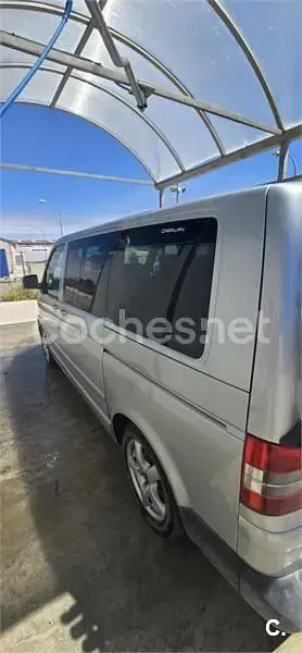 Usado VW Multivan Highline 174 CV (127 kW) 2003 Gris / plata Monovolumen