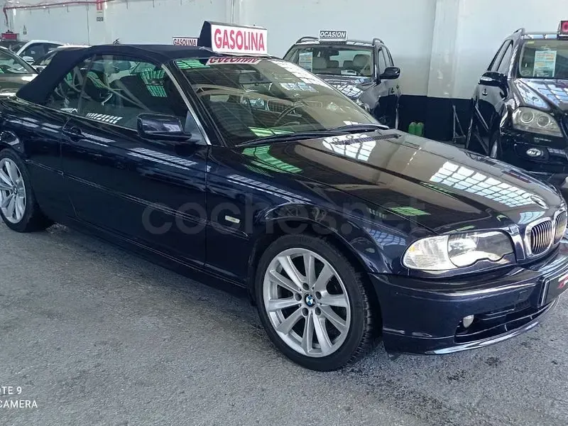 Usado BMW 320 Cabriolet Comfort Edition 170 CV (125 kW) 2004 Negro Descapotable