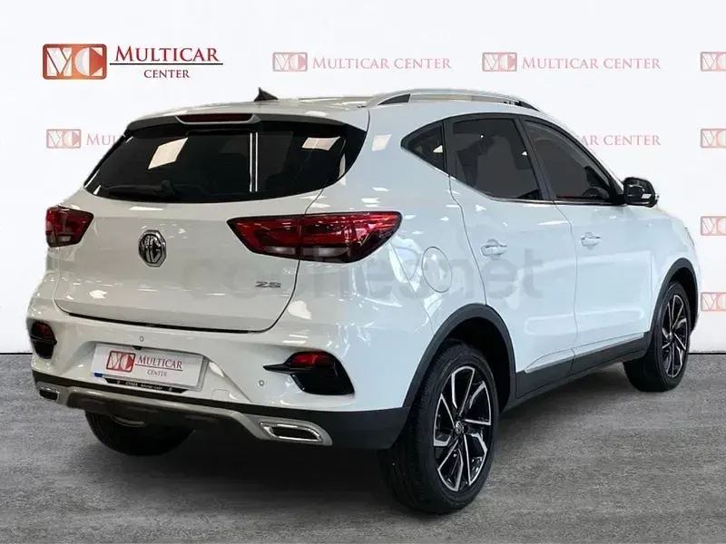 Usado MG ZS Luxury 106 CV (77 kW) 2023 Blanco SUV