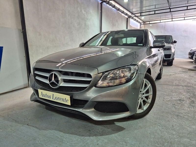 Usado Mercedes C220 Exclusive 170 HP (125 kW) 2015 Cinzento Sedan