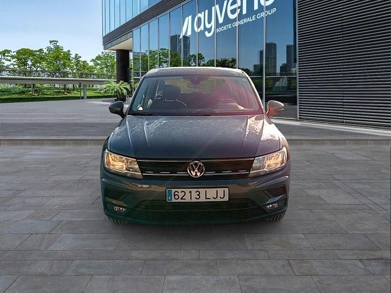 Usado VW Tiguan Edition 150 CV (110 kW) 2020 Gris SUV