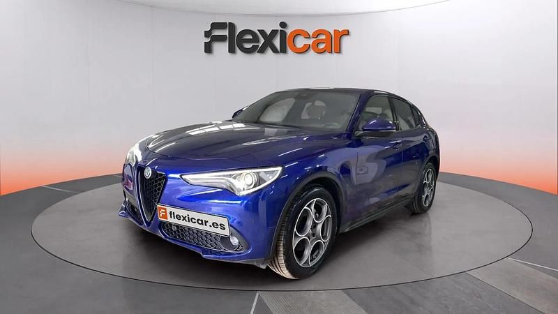Usado Alfa Romeo Stelvio Sprint 160 CV (117 kW) 2022 Azul SUV