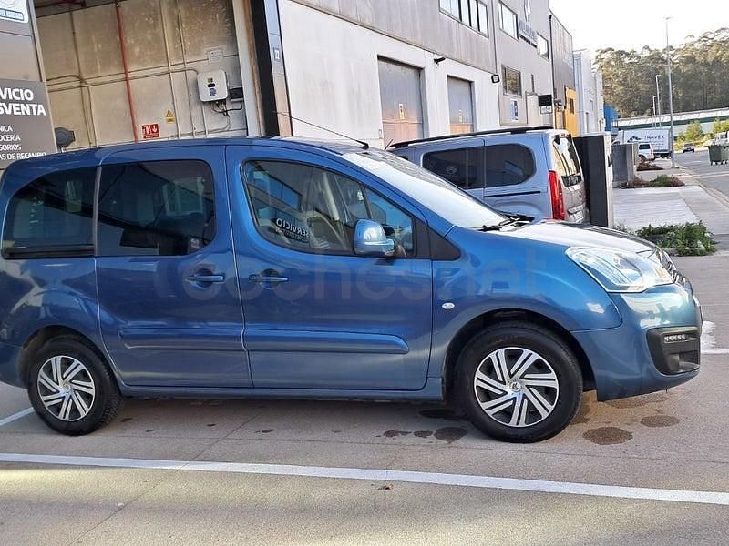 Usado Citroën Berlingo Feel 120 CV (88 kW) 2016 Azul Monovolumen